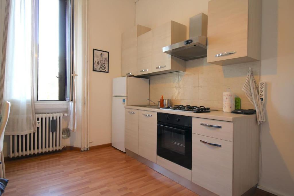 Splendido Bilocale A 4 Fermate Dal Duomo Διαμέρισμα Μιλάνο Εξωτερικό φωτογραφία